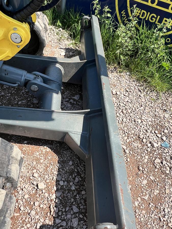 Used 2022 WACKER NEUSON EZ50