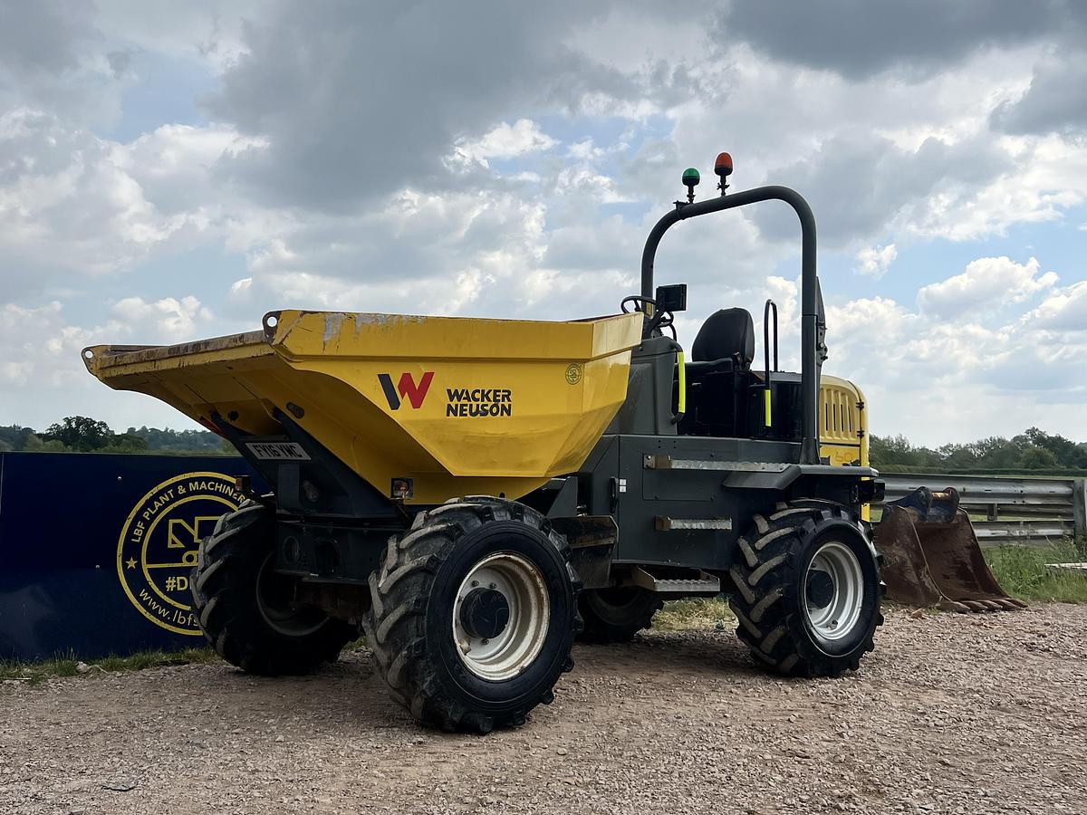 Used 2016 WACKER NEUSON DW60