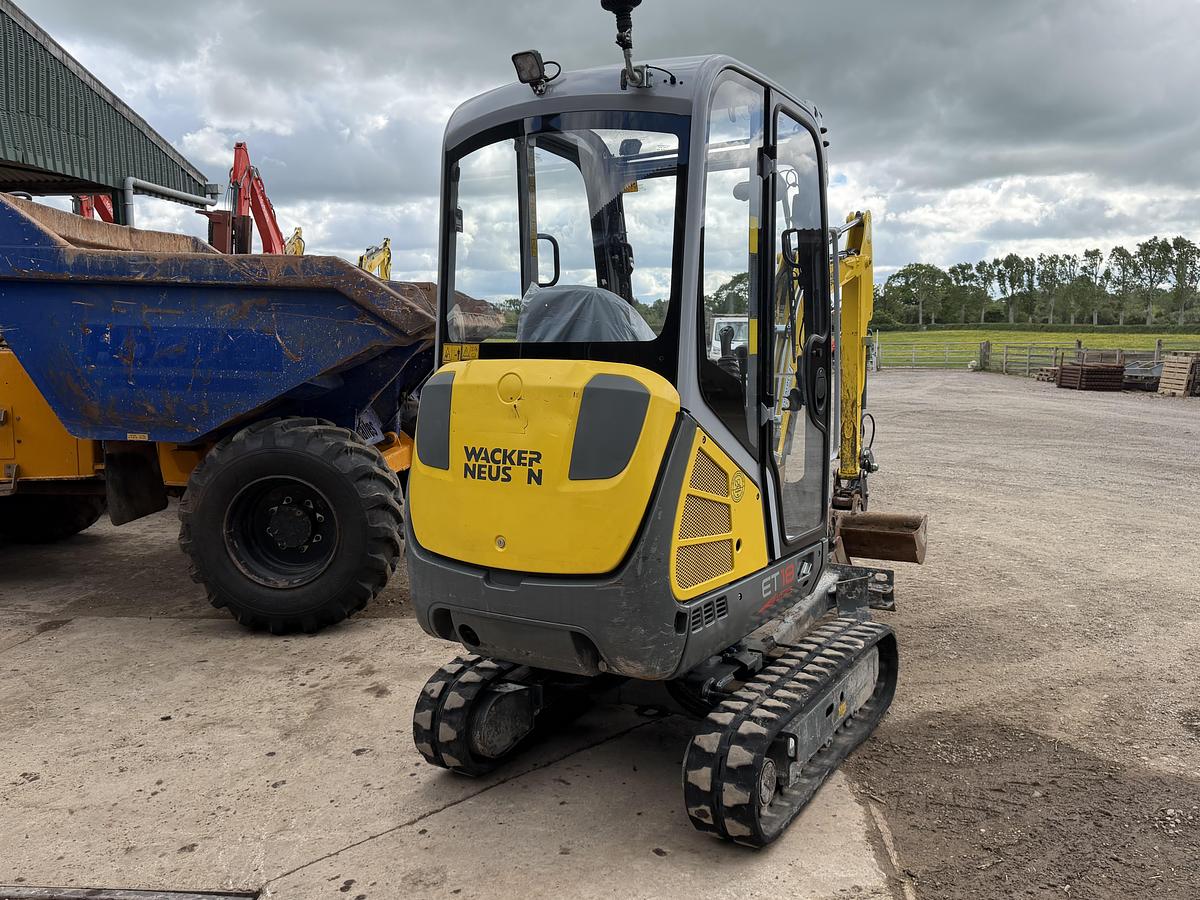 Used 2024 WACKER NEUSON ET18 VDS
