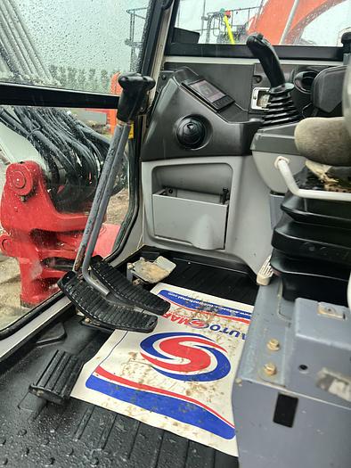 Used 2018 TAKEUCHI TB260