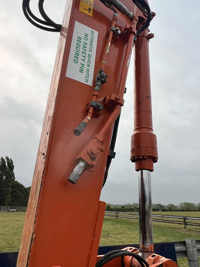 Used 2021 HITACHI ZAXIS ZX135USBL-6