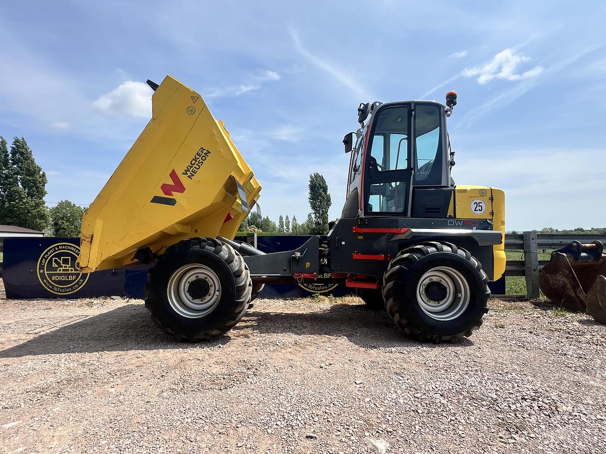 Used 2023 WACKER NEUSON DW90