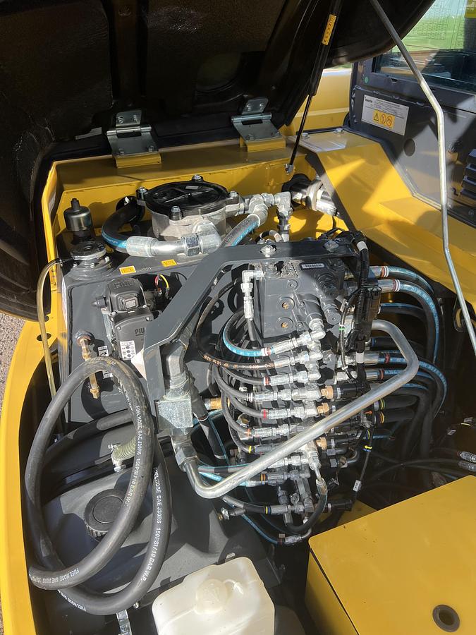 Used 2023 KOMATSU PC80MR