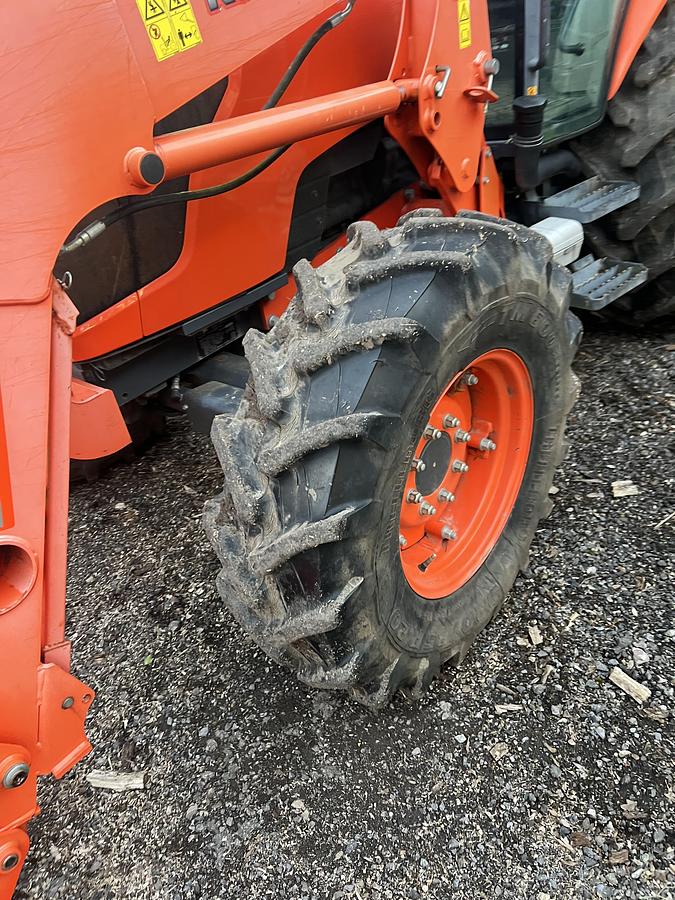 Used KUBOTA M7040