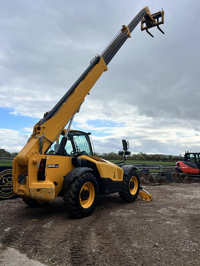 Used 2021 JCB 540-140