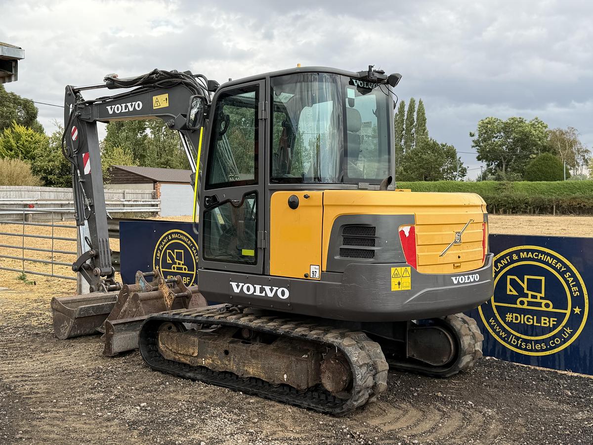 Used 2017 VOLVO EC55C