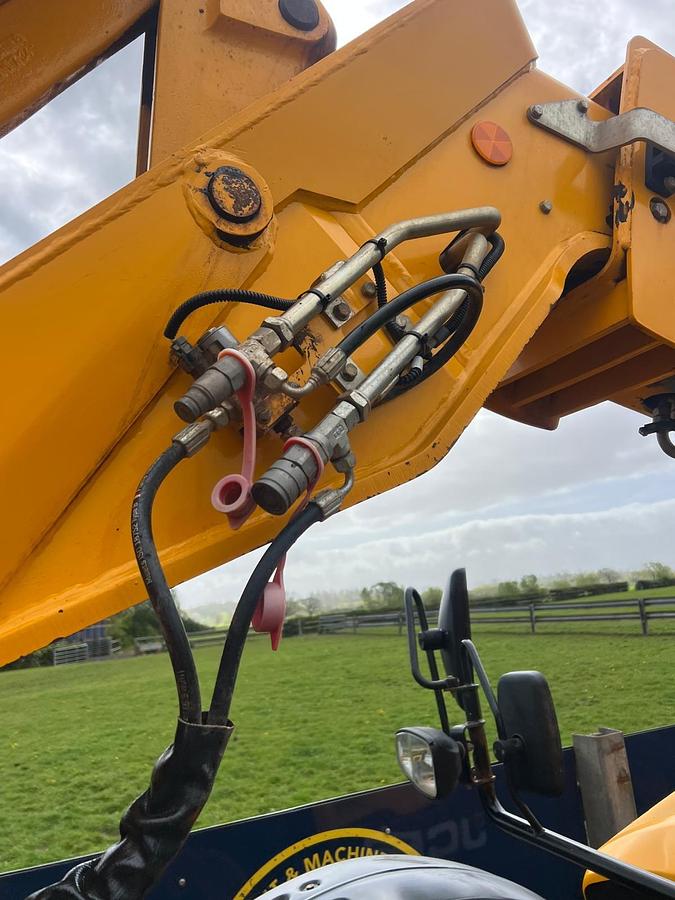 Used 2022 JCB 531-70