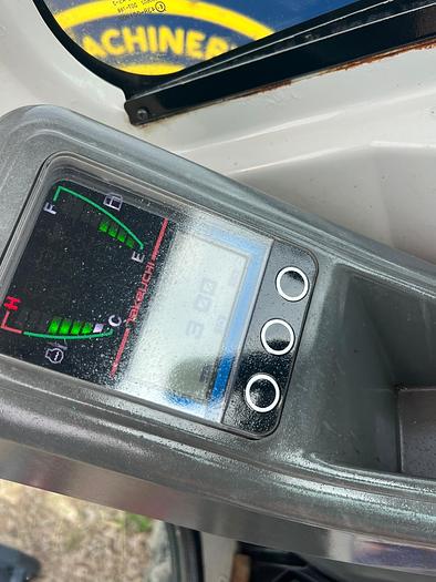 Used 2018 TAKEUCHI TB216