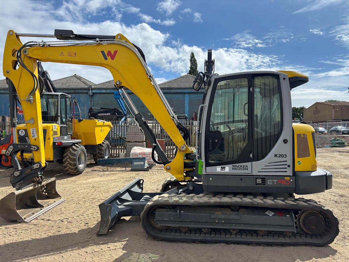 Used 2022 WACKER NEUSON ET90