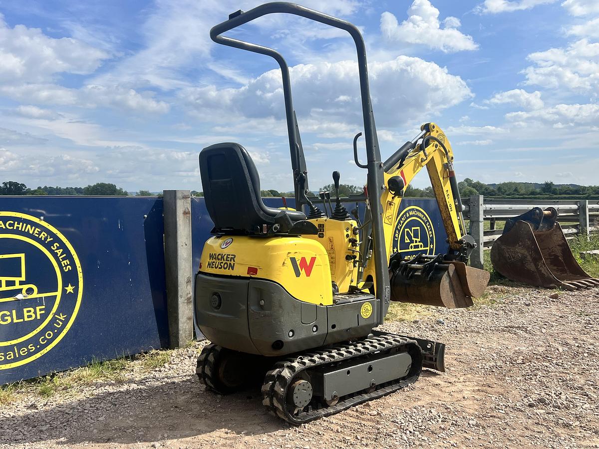 Used 2019 WACKER NEUSON 803