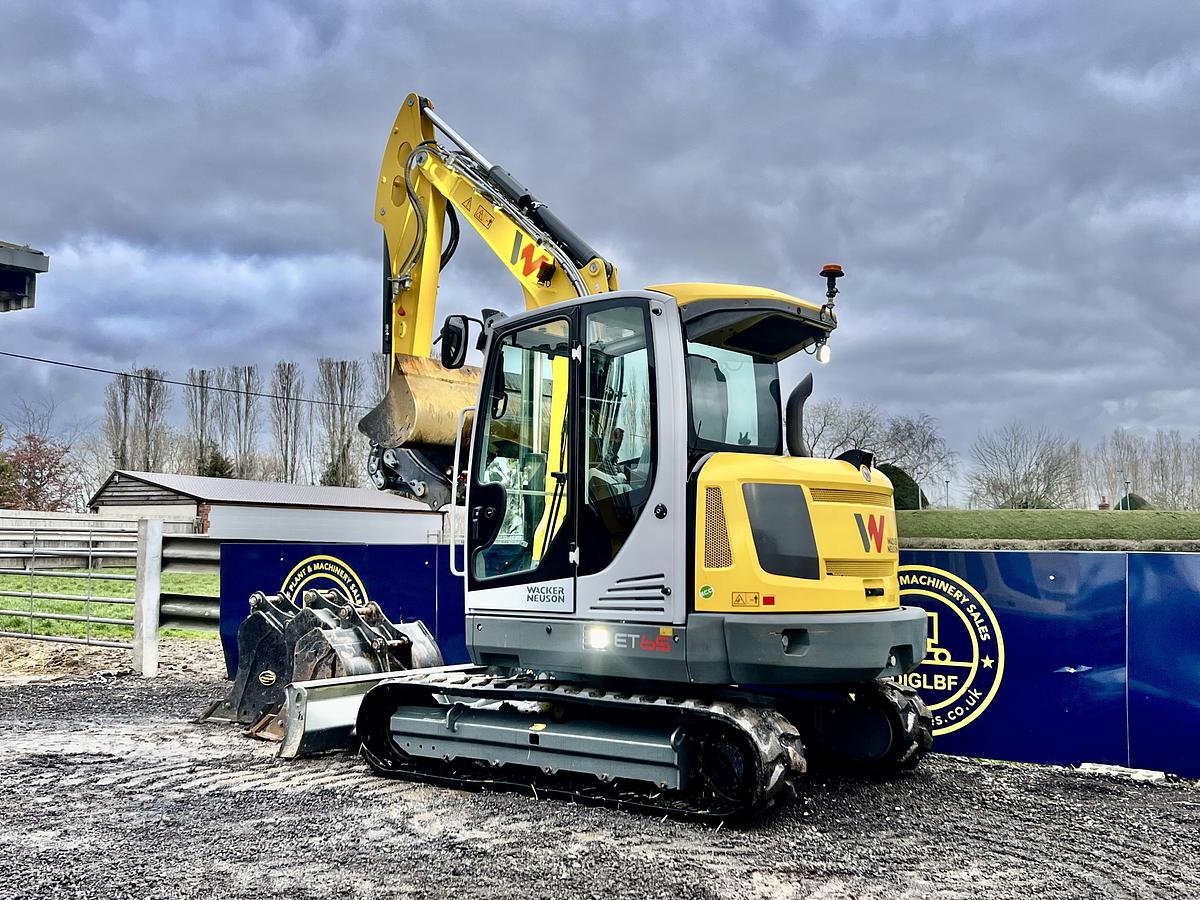 Used 2021 WACKER NEUSON ET65