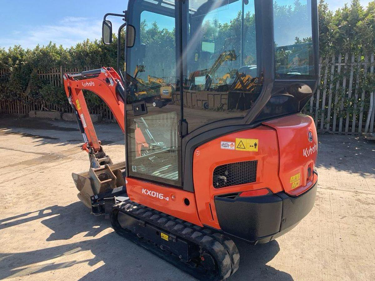 Used 2023 KUBOTA KX016-4