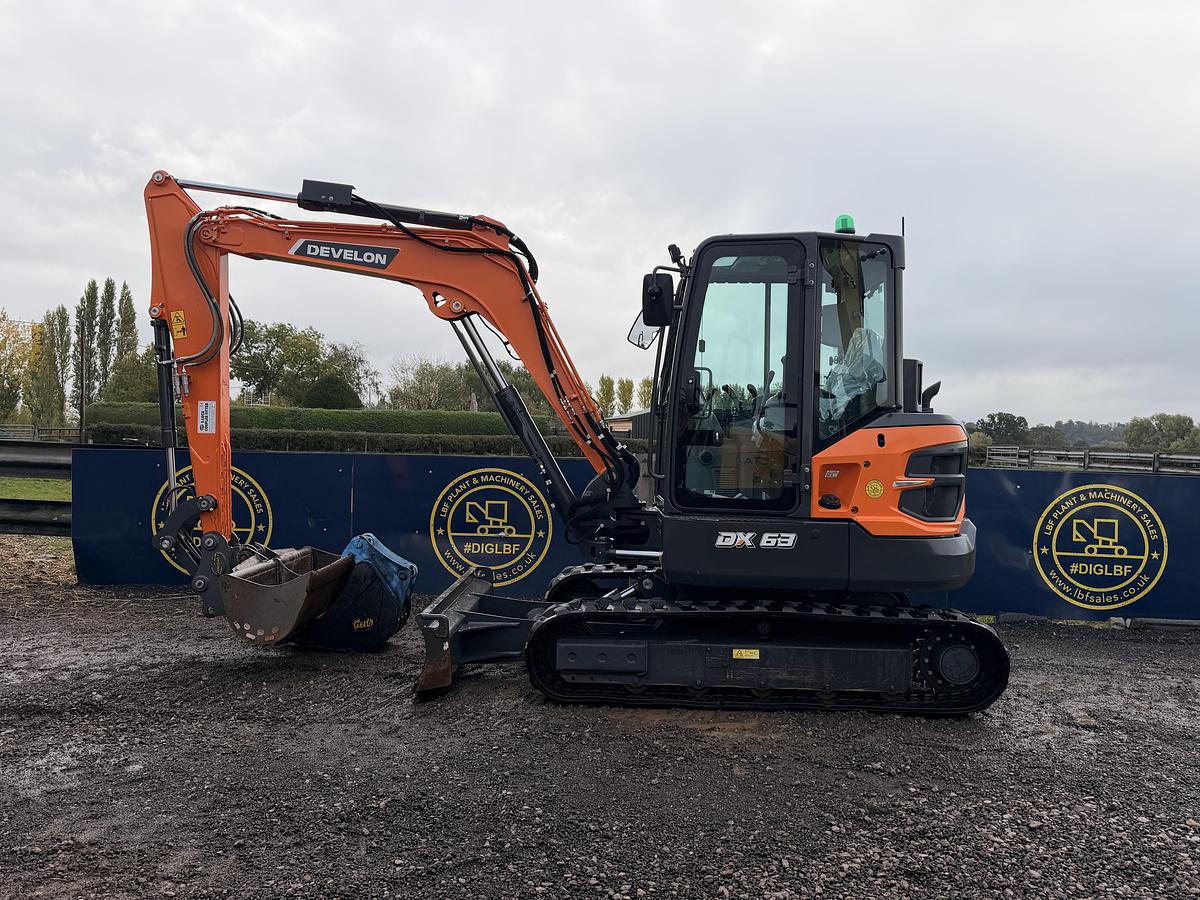 Used 2025 DEVELON DX63R-7