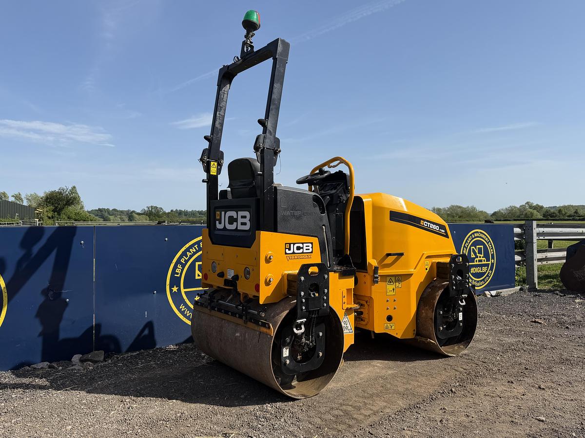 Used 2022 JCB CT260-120