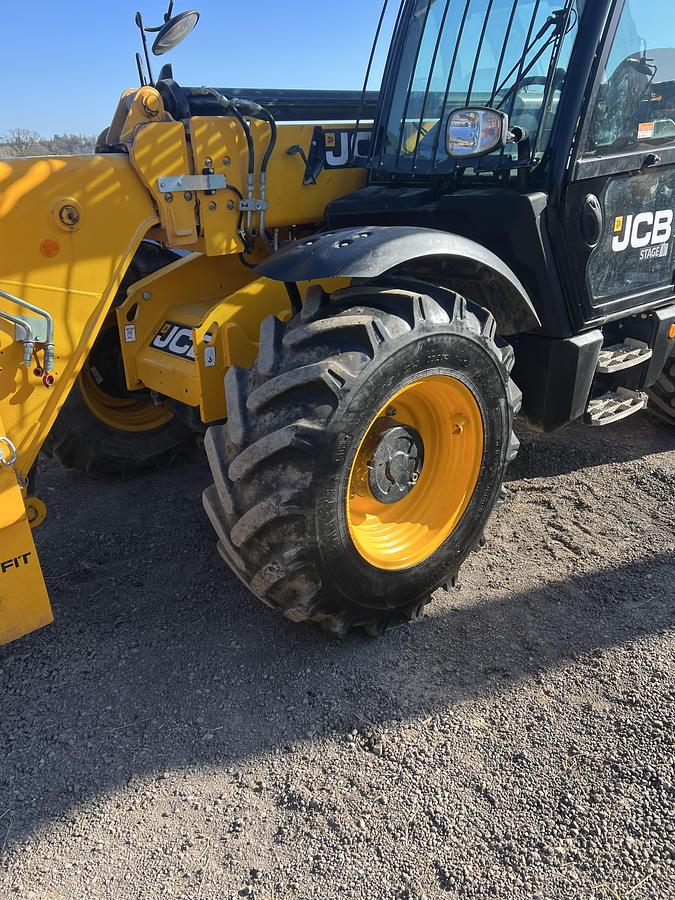 Used 2023 JCB 535-95