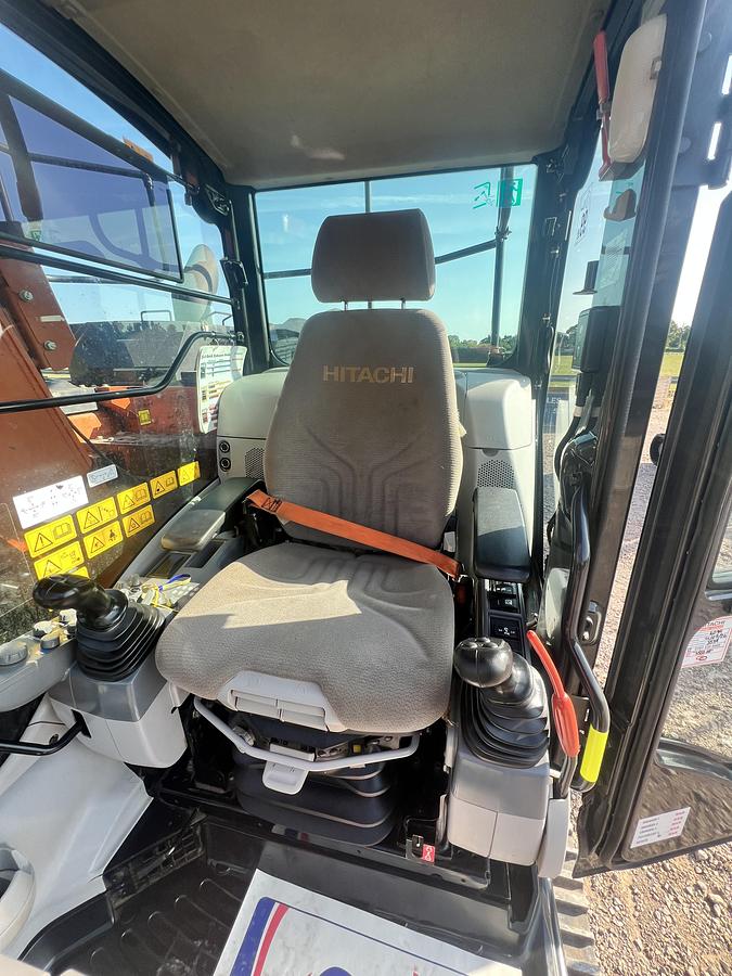 Used 2021 HITACHI ZAXIS ZX135USBL-6
