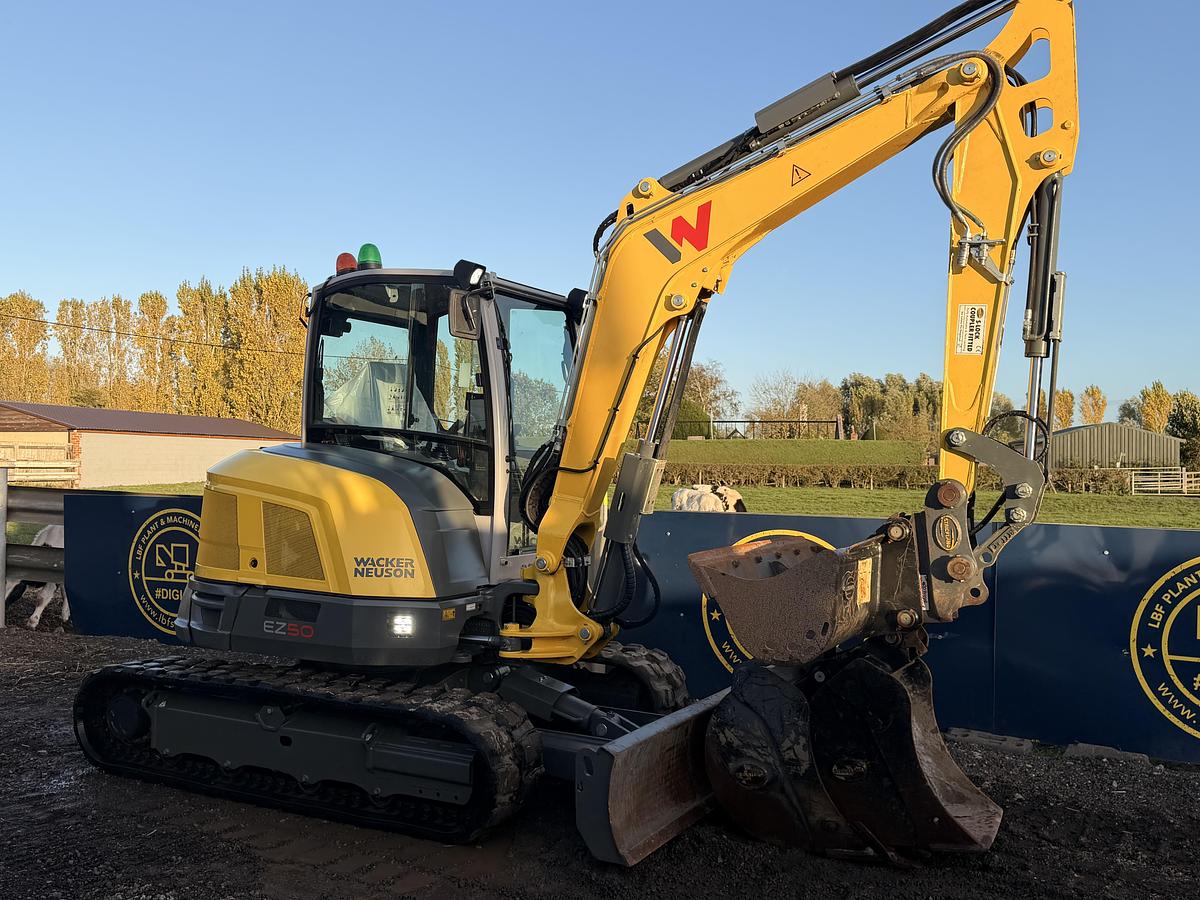 Used 2025 WACKER NEUSON EZ50