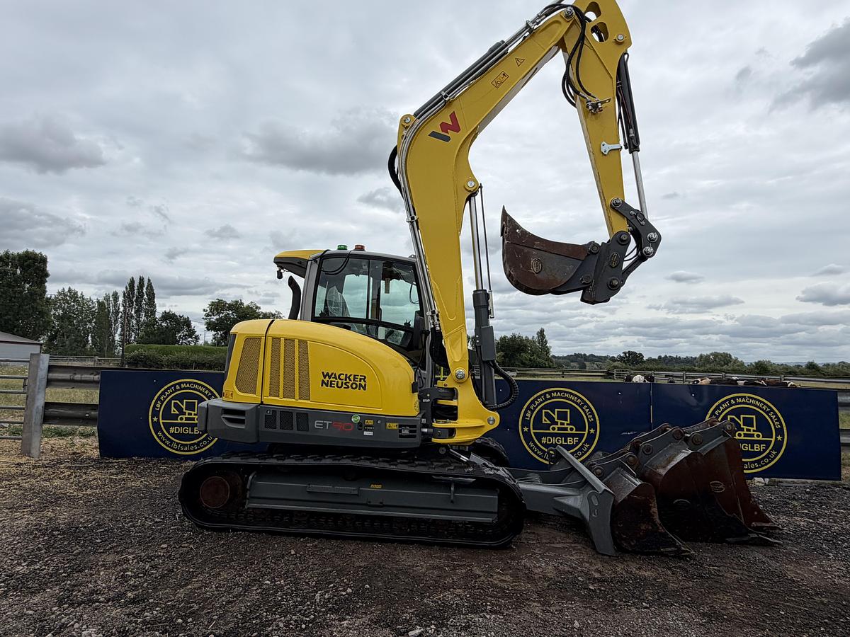 Used 2023 WACKER NEUSON ET90