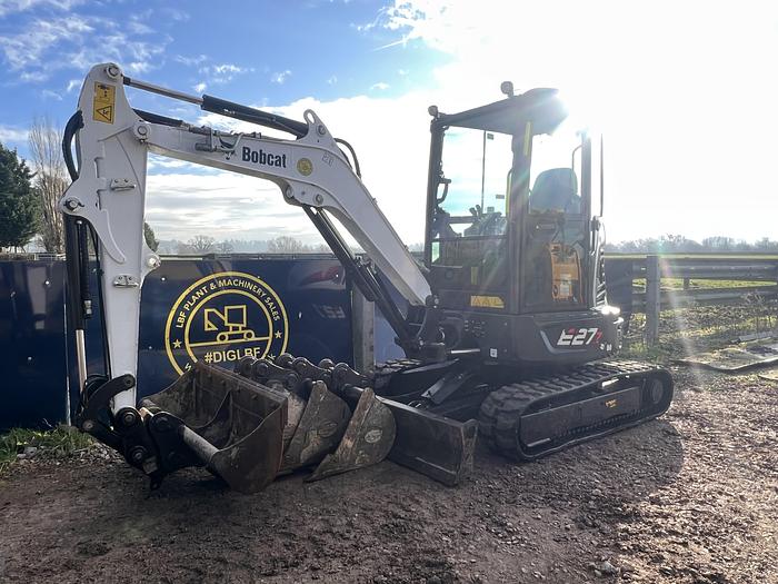 Used 2022 Bobcat E27Z