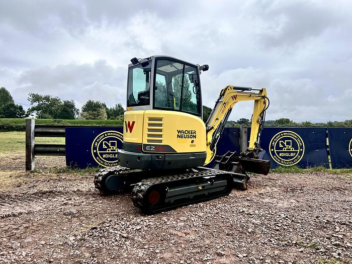 Used 2019 WACKER NEUSON EZ26