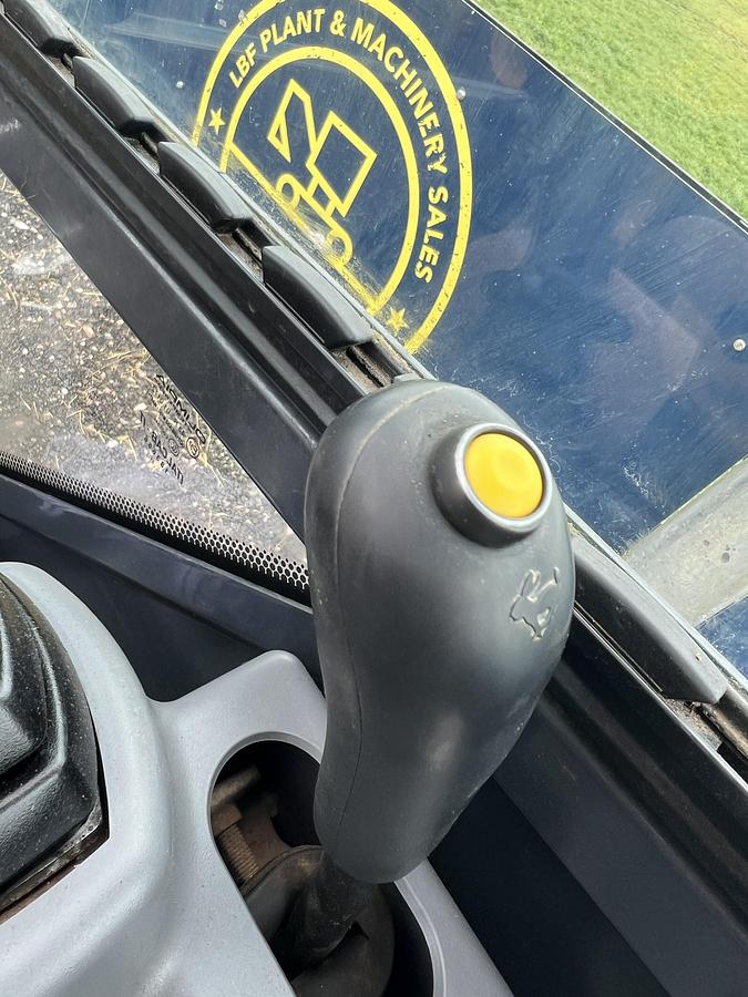 Used 2022 YANMAR SV15VT