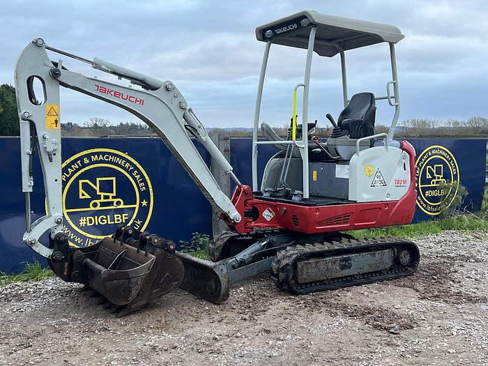 Used 2020 TAKEUCHI TB216