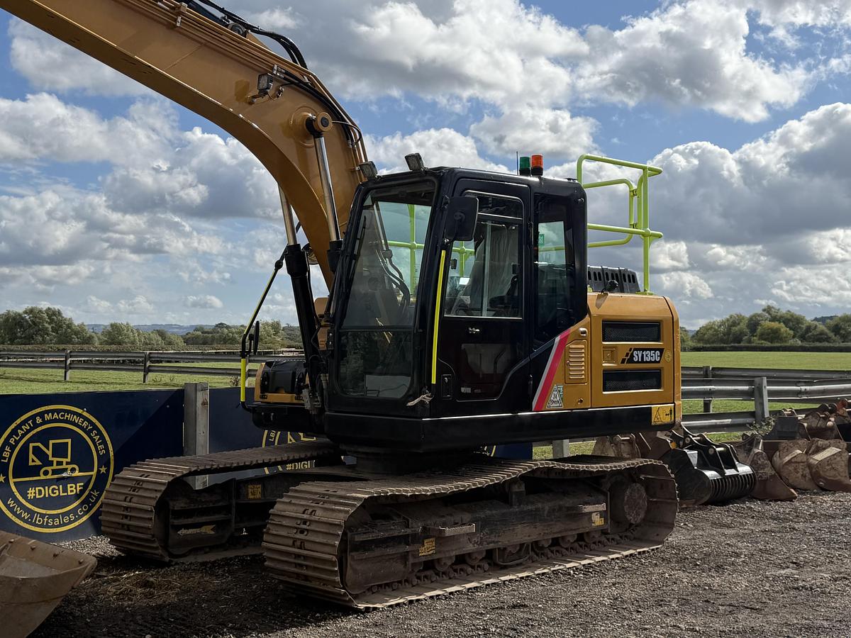 Used 2023 SANY SY135C