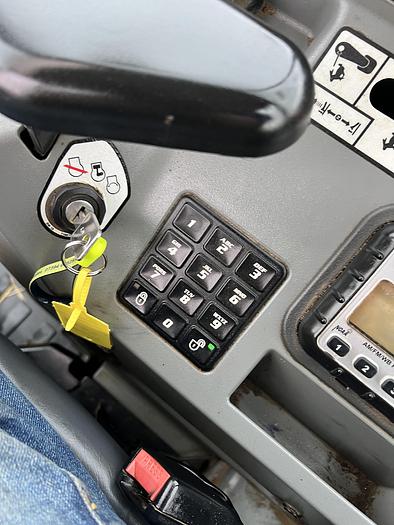 Used 2022 Bobcat E27Z