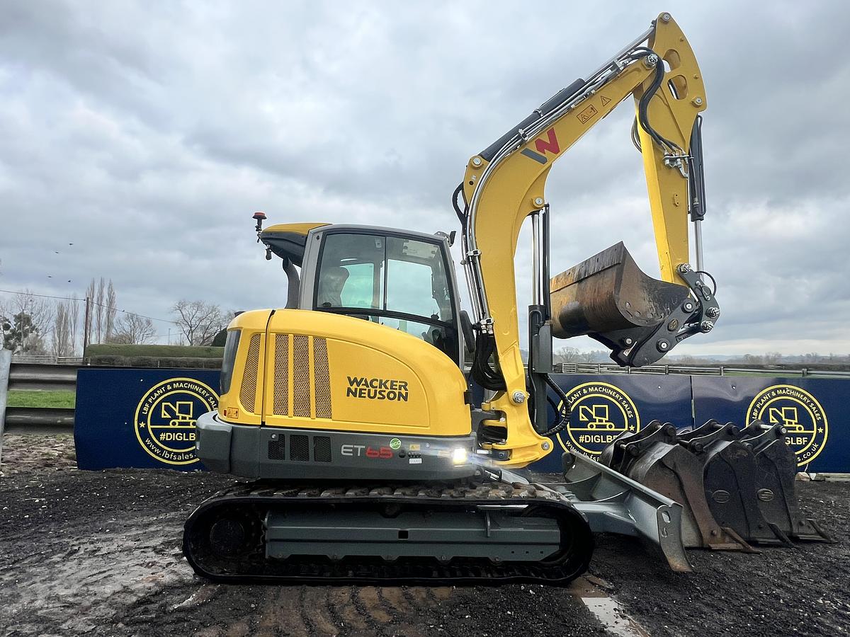 Used 2021 WACKER NEUSON ET65