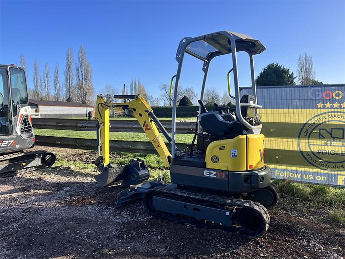 Used 2019 WACKER NEUSON EZ17