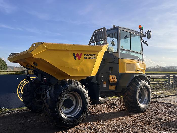 Used 2020 WACKER NEUSON DV90 duel view swivel