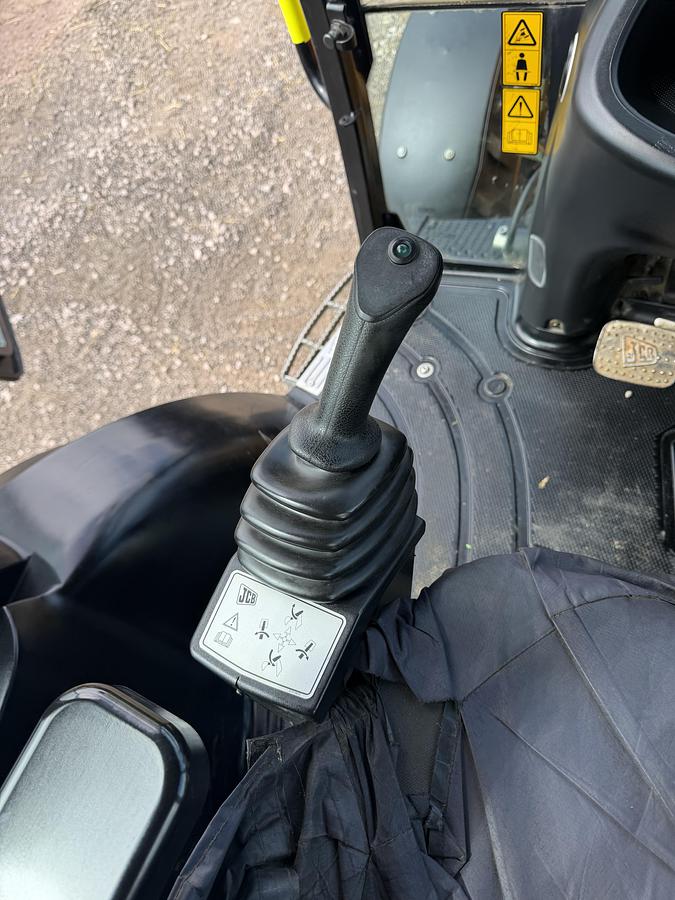 Used 2021 JCB 3CX SITE MASTER PRO