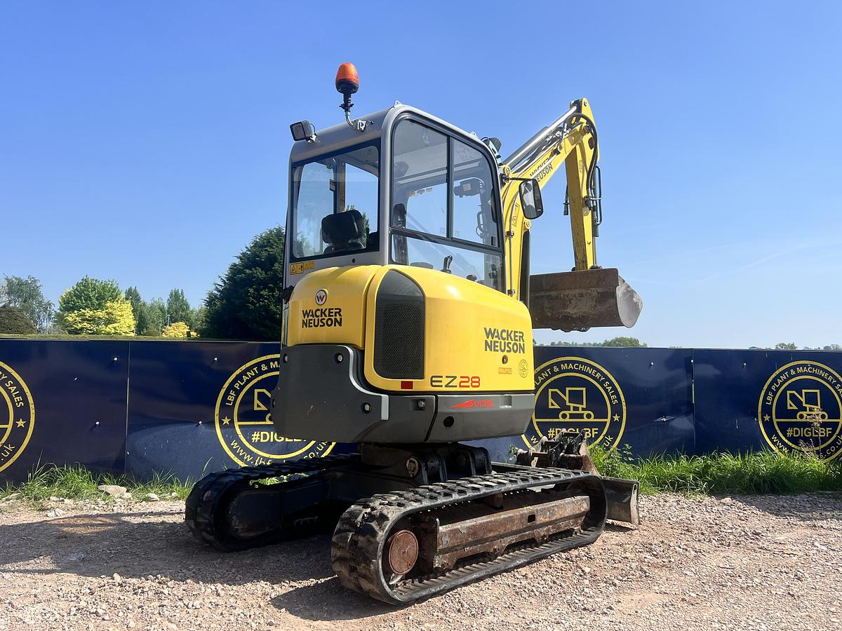 Used 2016 WACKER NEUSON EZ28 VDS