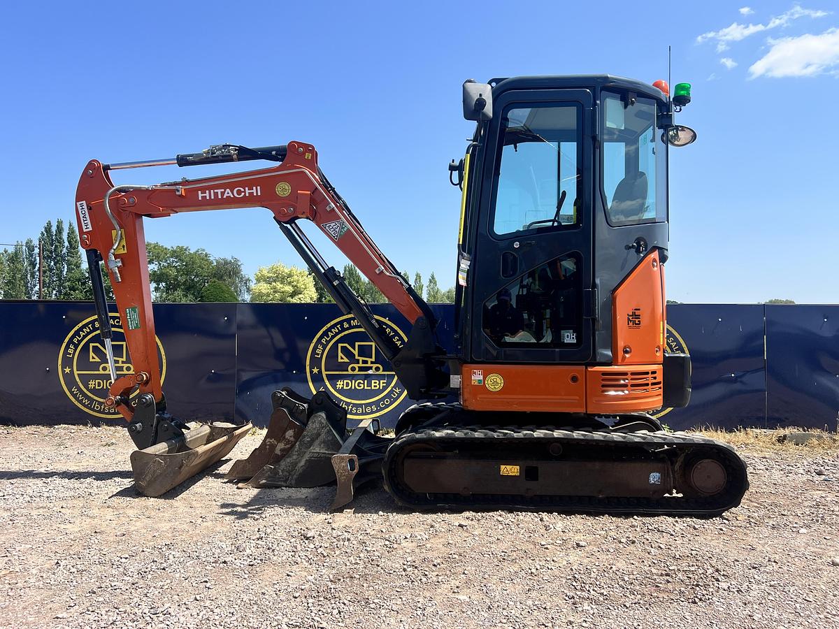 Used 2022 HITACHI ZX26U