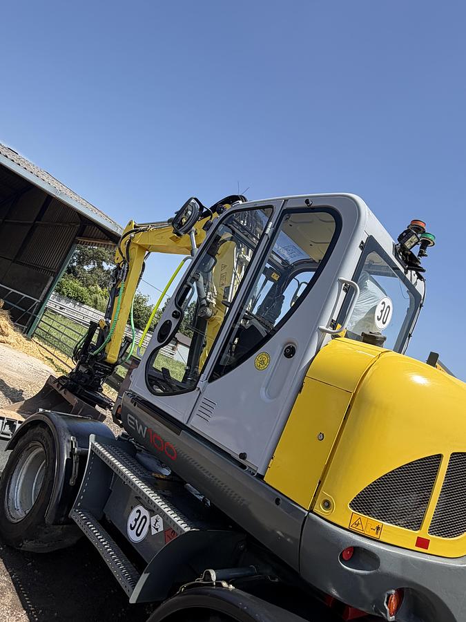 Used 2021 WACKER NEUSON EW100
