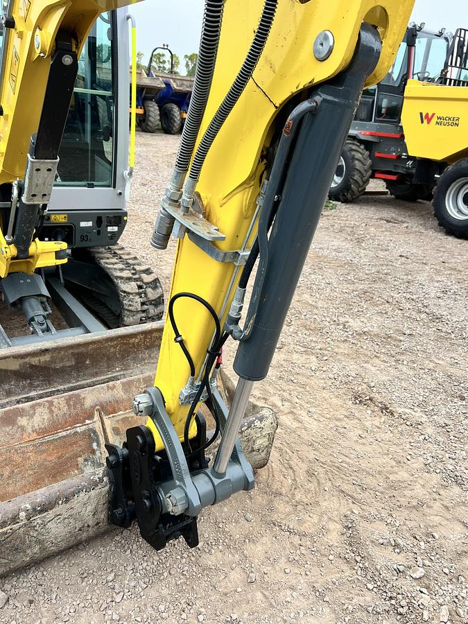Used 2022 WACKER NEUSON EZ26