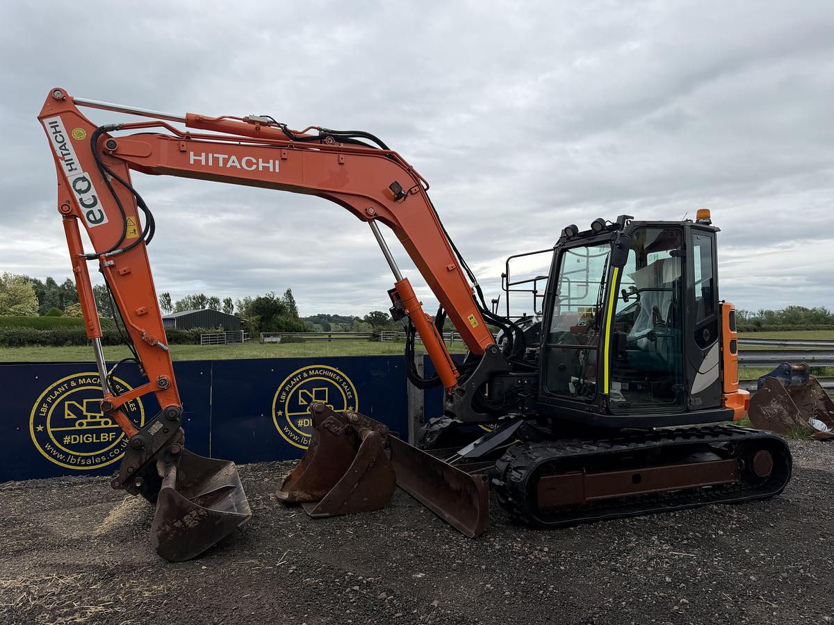 Used 2018 HITACHI ZX85USB-5