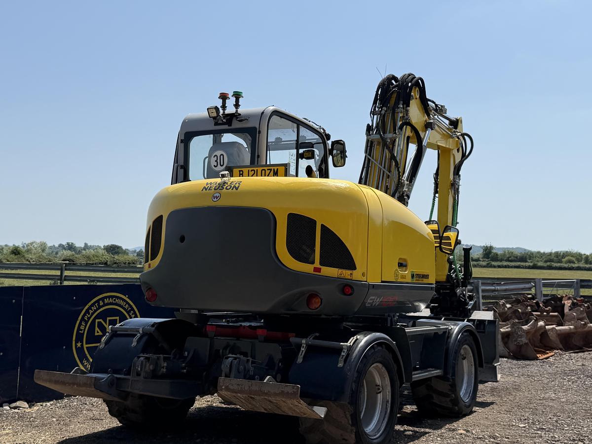 Used 2021 WACKER NEUSON EW100