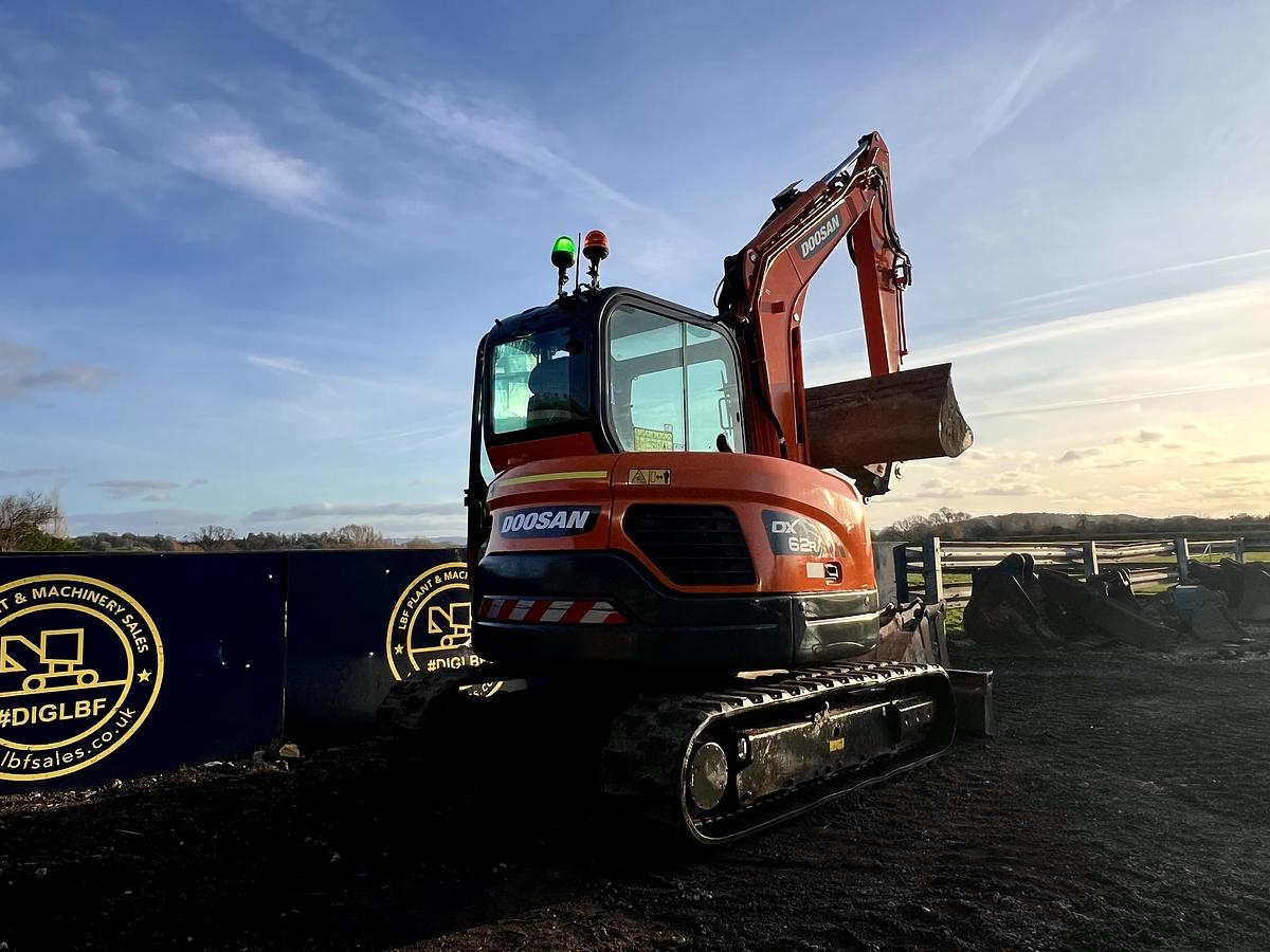 Used 2022 DOOSAN DX62R-3