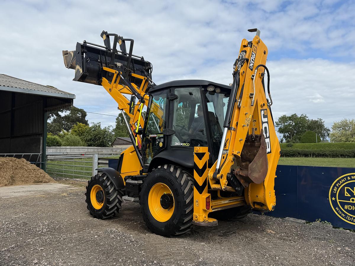 Used 2021 JCB 3CX SITE MASTER PRO