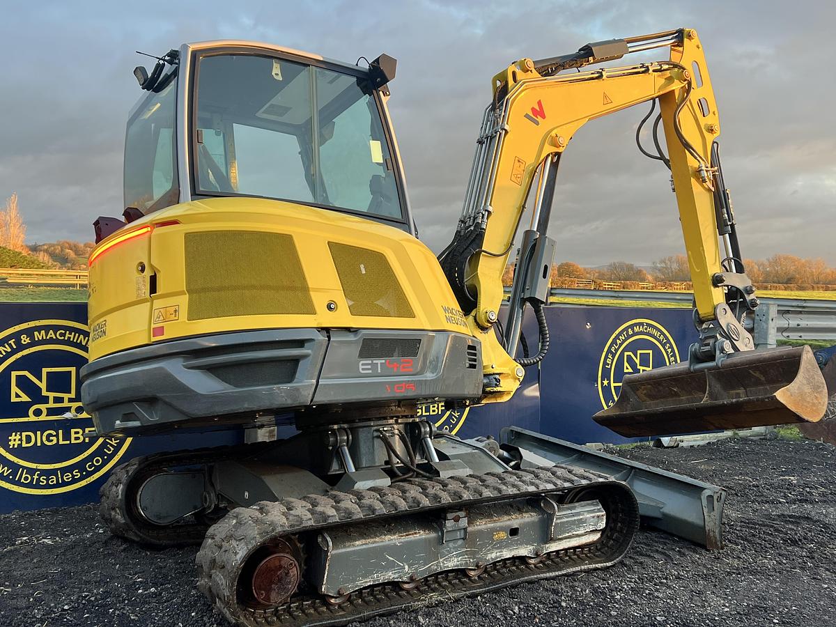 Used 2022 WACKER NEUSON ET42 VDS