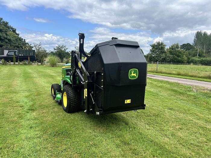 Used 2017 JOHN DEERE X950R HIGH TIP