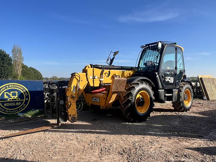 Used 2022 JCB 540-140