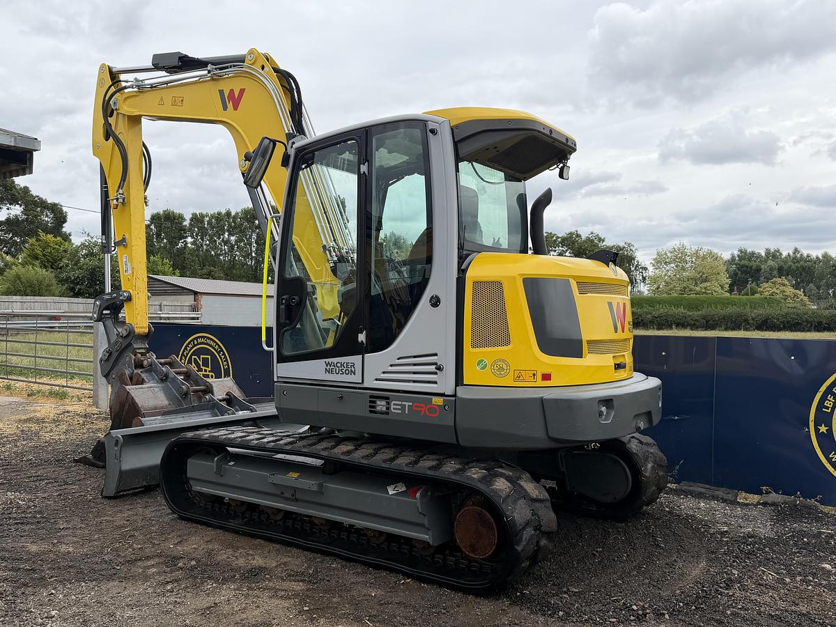 Used 2023 WACKER NEUSON ET90