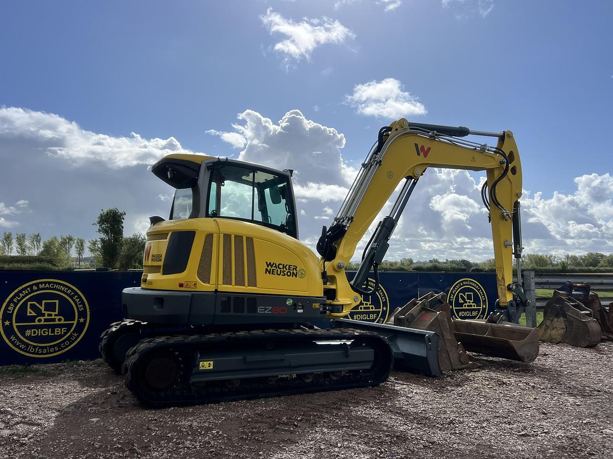 Used 2022 WACKER NEUSON EZ80