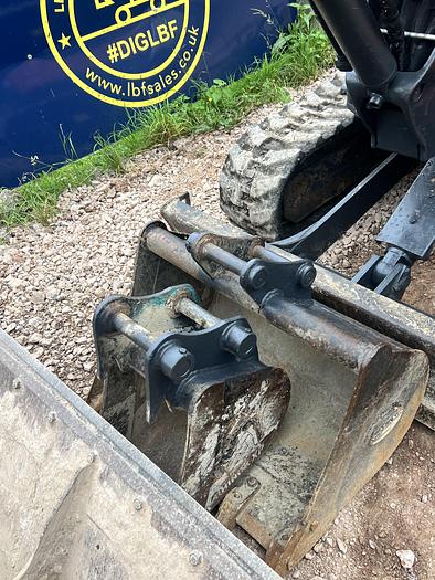 Used 2020 HITACHI ZX26U