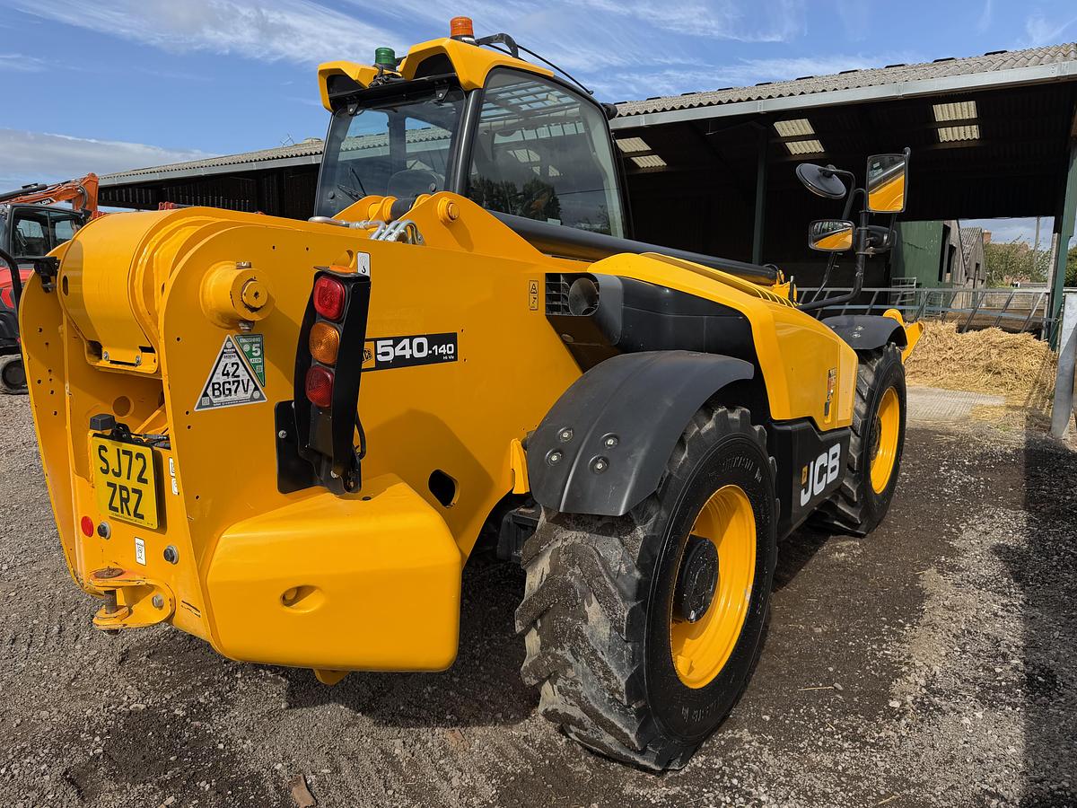 Used 2022 JCB 540-140