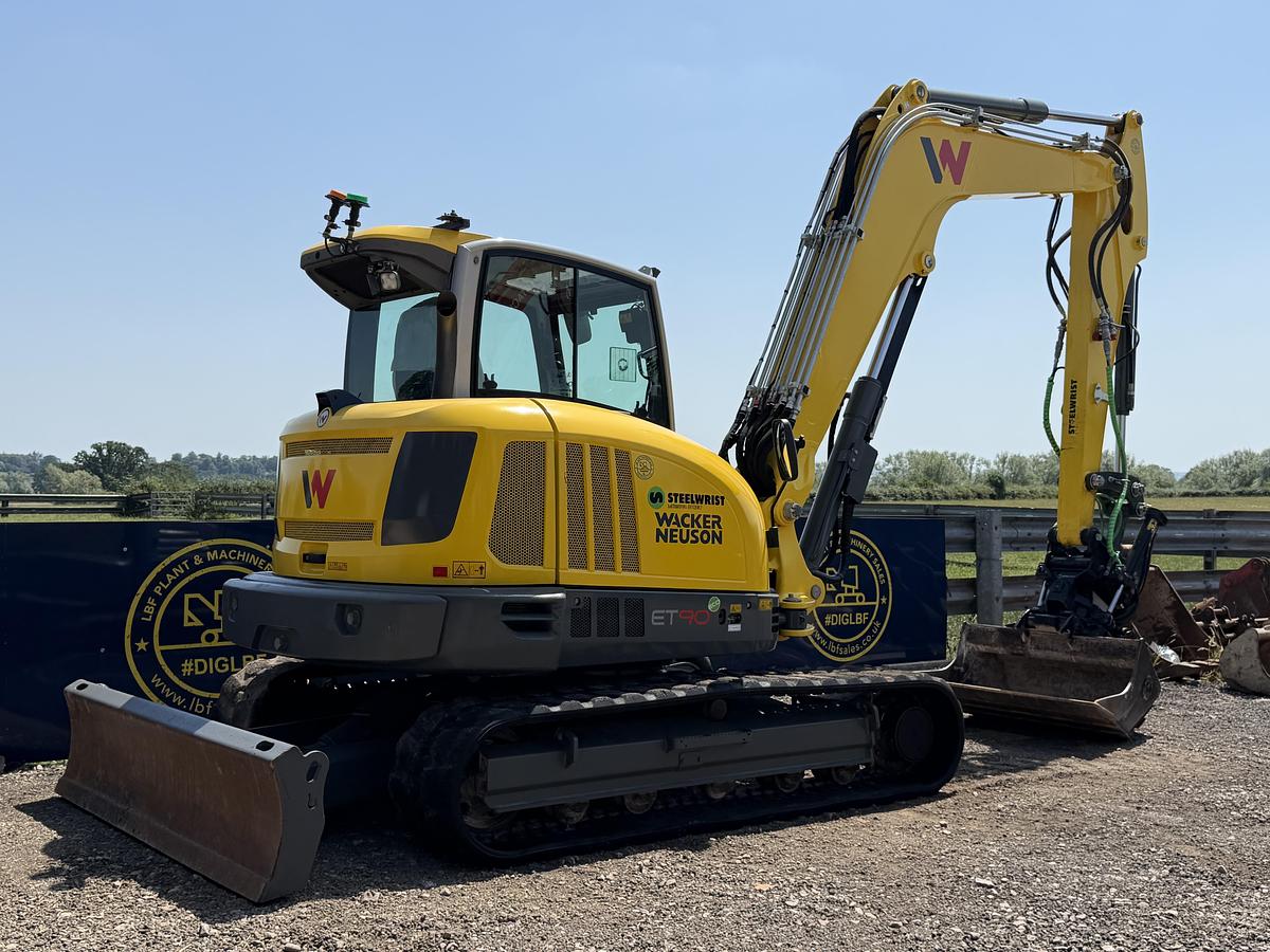 Used 2023 WACKER NEUSON ET90