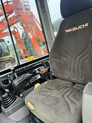 Used 2018 TAKEUCHI TB260