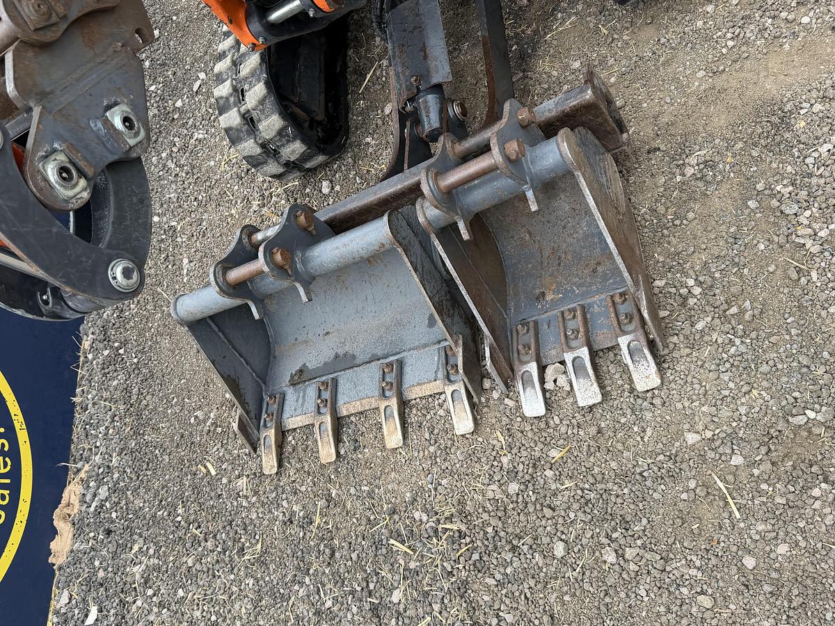 Used 2024 DEVELON DX10Z